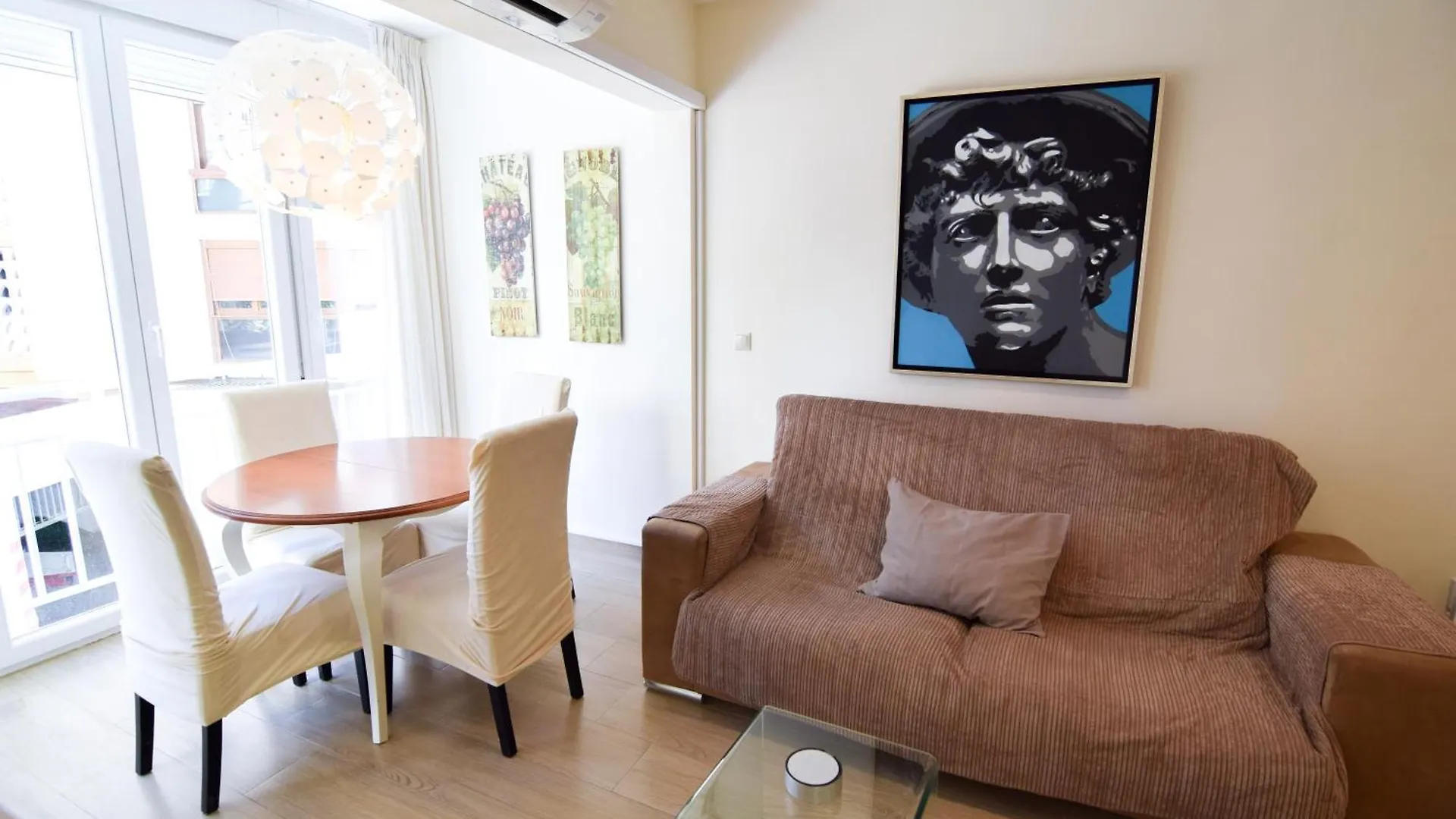 Malagueta Beachside Charm Apartment Malaga Spain