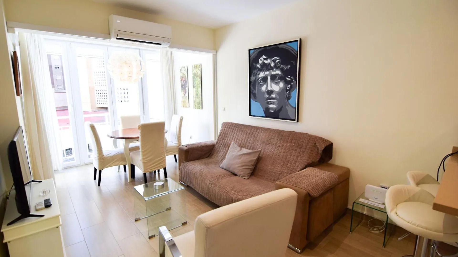 Malagueta Beachside Charm Apartment Malaga Spain