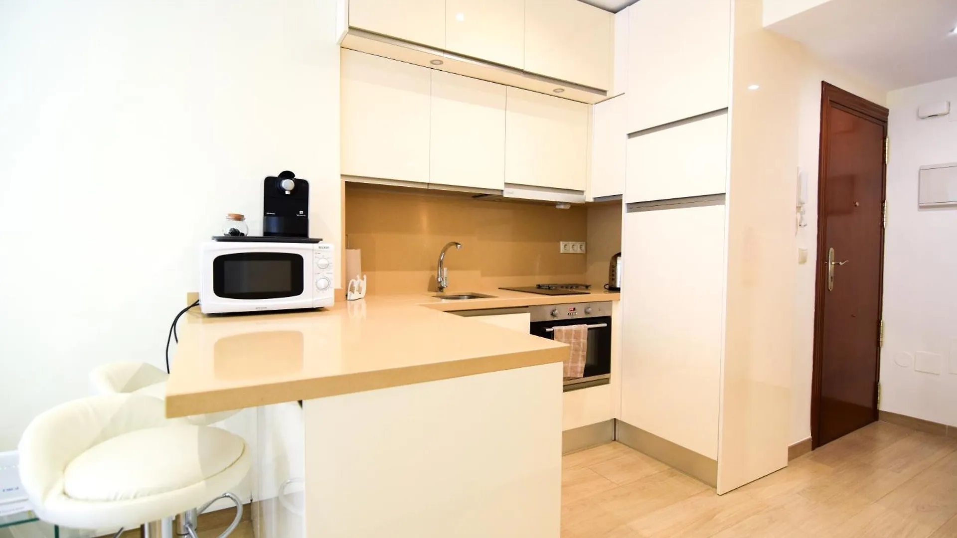 Malagueta Beachside Charm Apartment Malaga 0*,