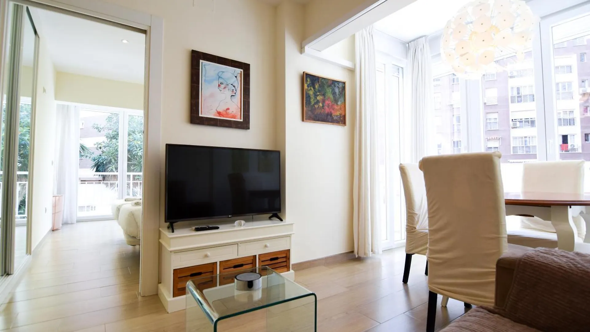 Malagueta Beachside Charm Apartment Malaga